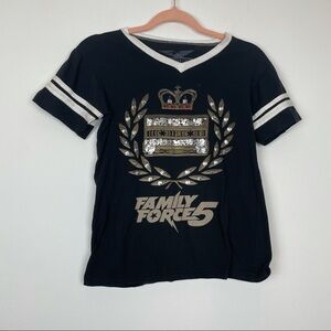 Family Force 5 Band Music Tshirt Juniors Size Small